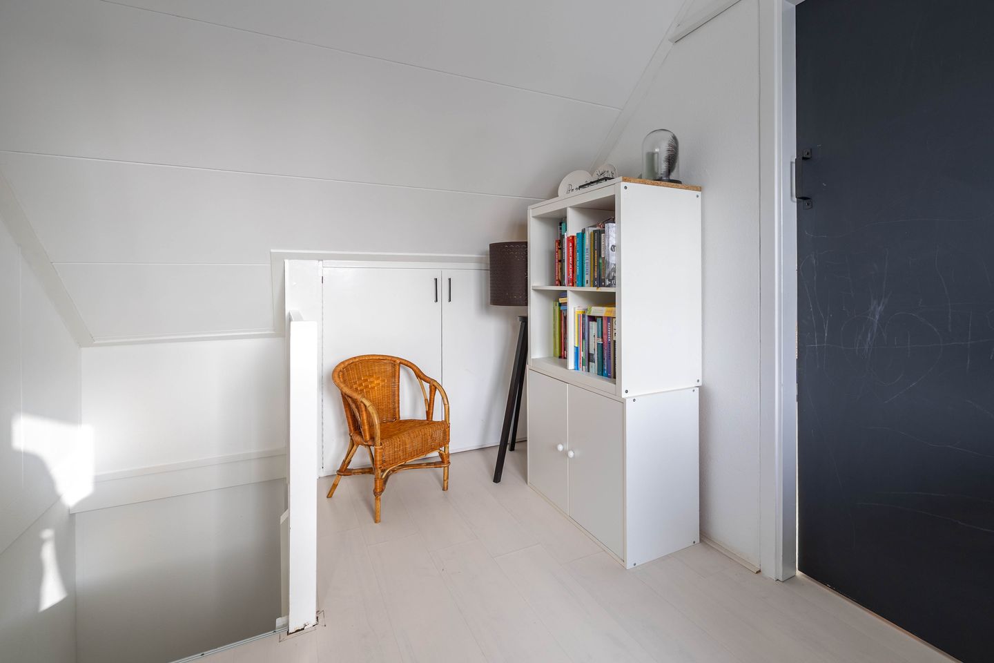 Photo 20 of Brederodestraat 8