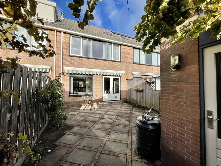 Photo 11 of Voordesingel 18