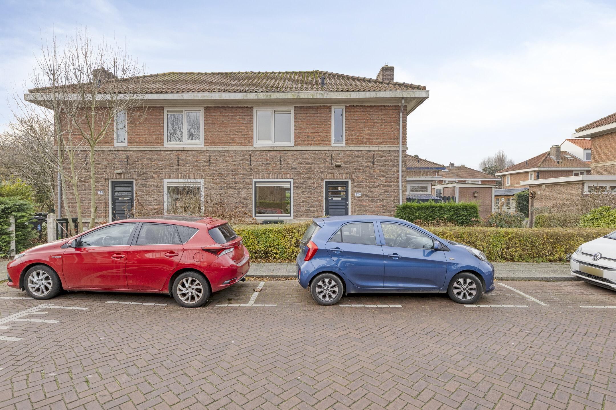 Foto 3 van Adrianalaan 226