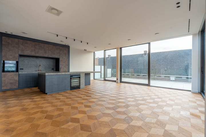 Photo 2 of Scheldeplein 1-D