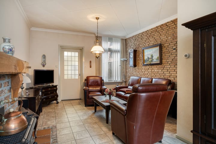 Photo 5 of Boomstraat 110