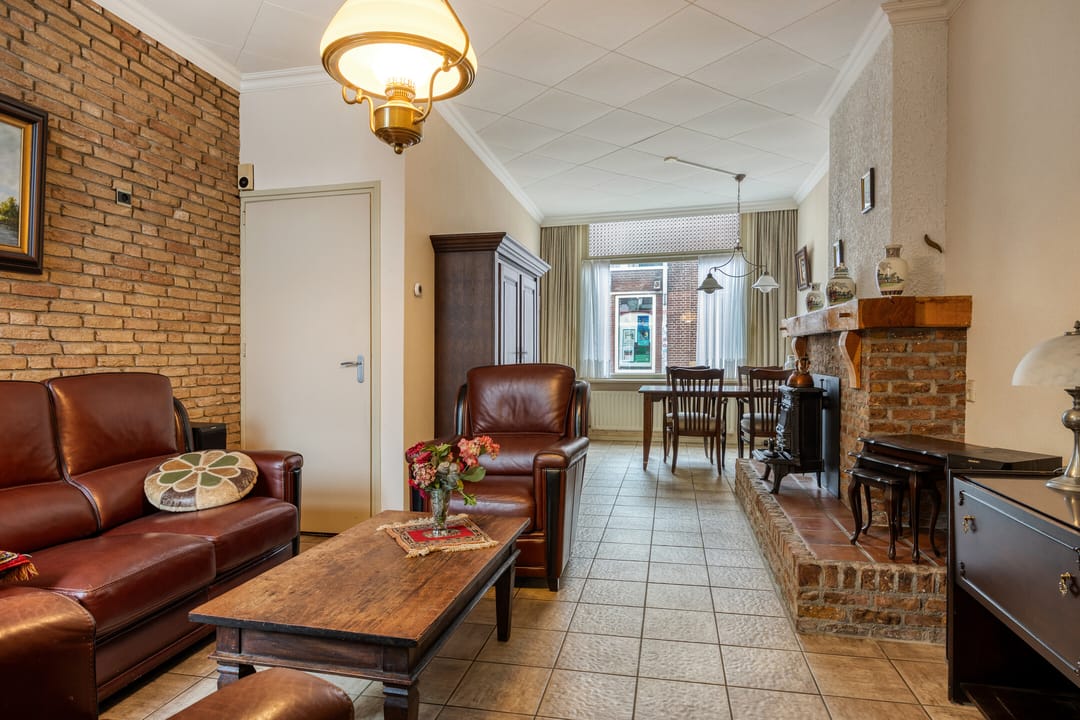 Photo 8 of Boomstraat 110