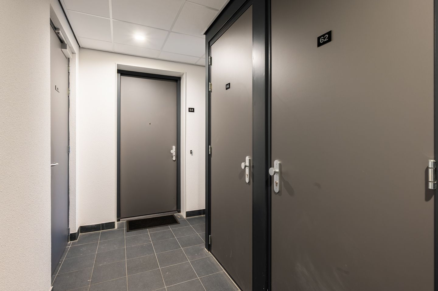 Photo 10 of Johan Braakensiekstraat 64