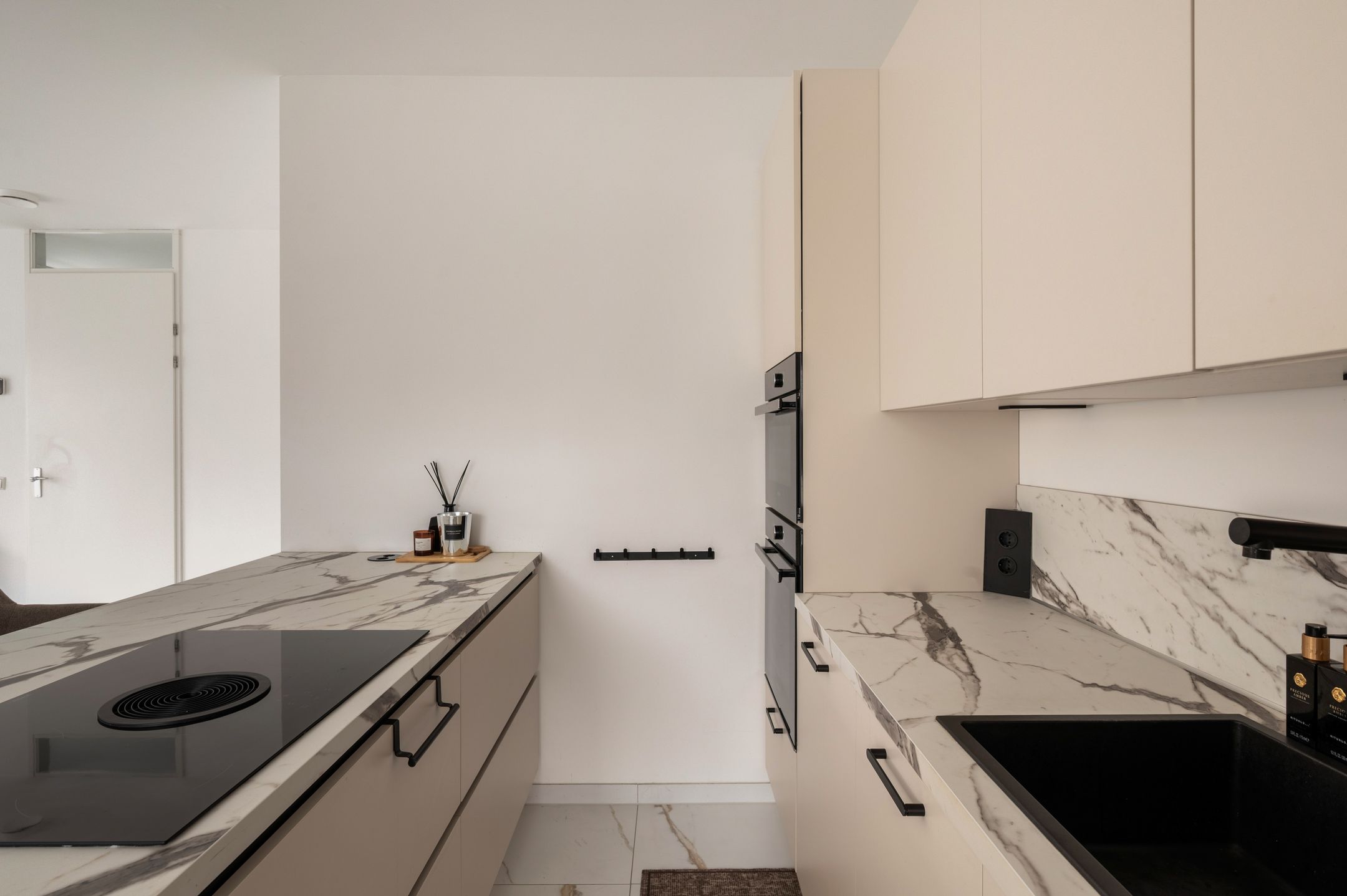 Photo 21 of Johan Braakensiekstraat 64