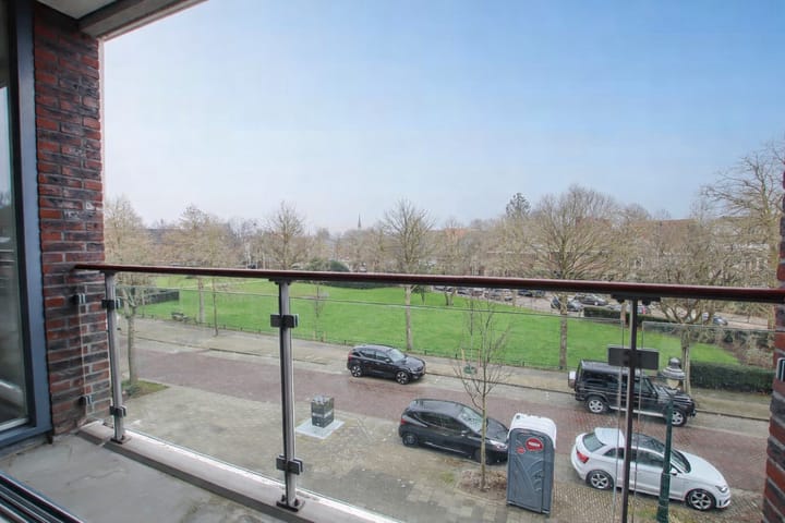 Foto 2 van Nassauplein 11-T