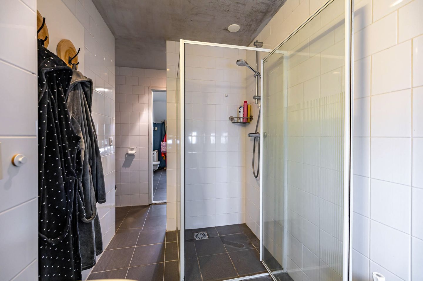 Foto 25 van Wierhuizerweg 2