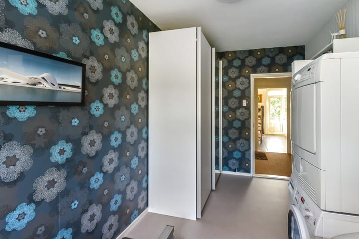 Photo 13 of Bakenbergseweg 13-3