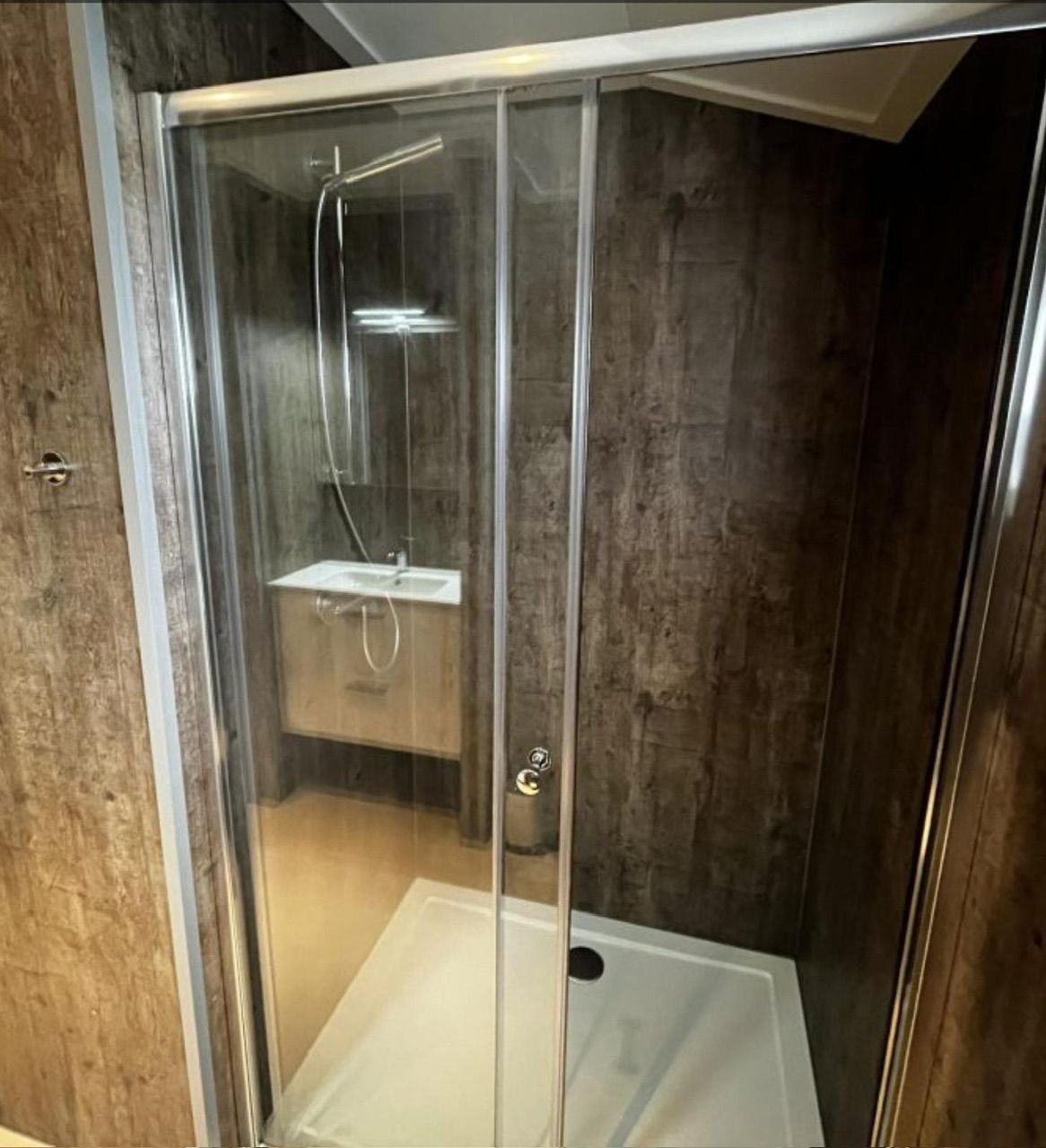 Foto 9 van Oude Benderseweg 11-514