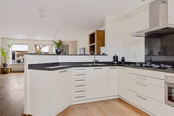 Foto 8 van Albertus van Leusenweg 32