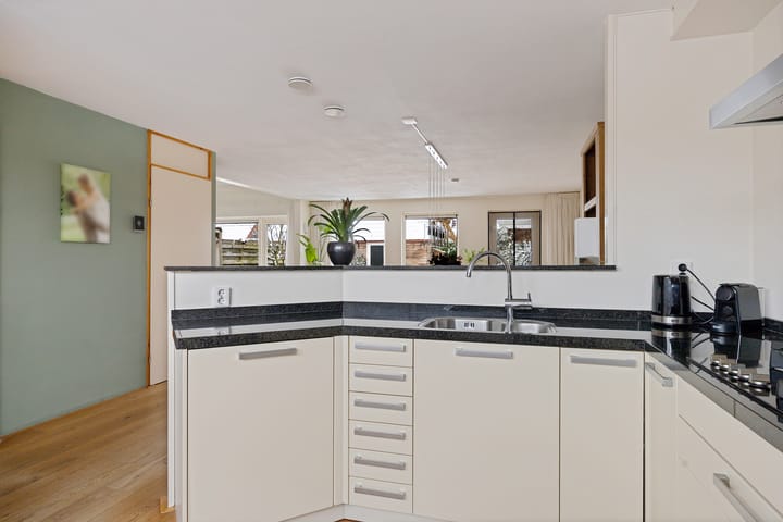 Foto 10 van Albertus van Leusenweg 32