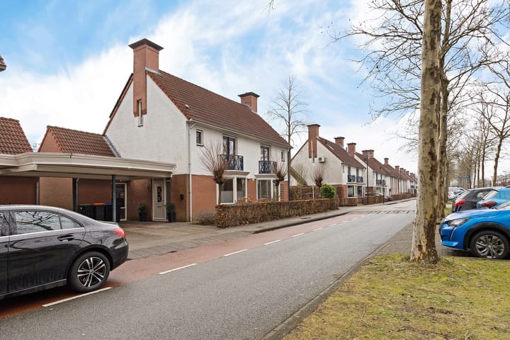 Foto 45 van Albertus van Leusenweg 32