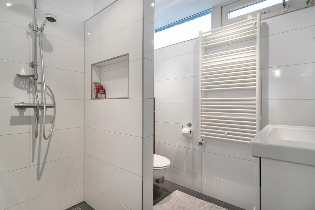 Photo 17 of Esdoornstraat 53