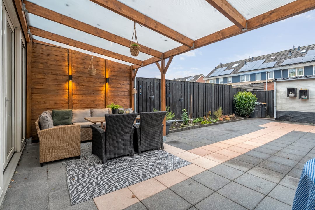 Photo 23 of Esdoornstraat 53