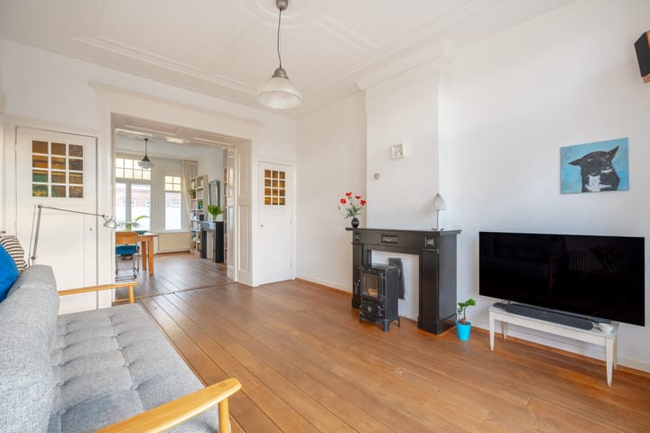 Photo 3 of Admiraal De Ruijterweg 123-3