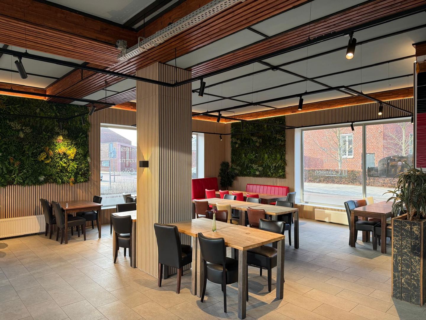 Bekijk foto 5 van Klein Tongelreplein 6