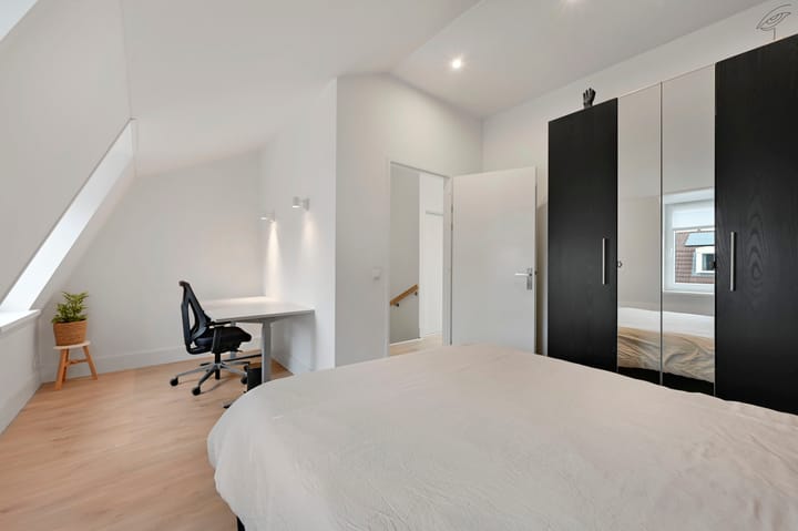 Foto 33 van Hendrik Schoonbroodstraat 11