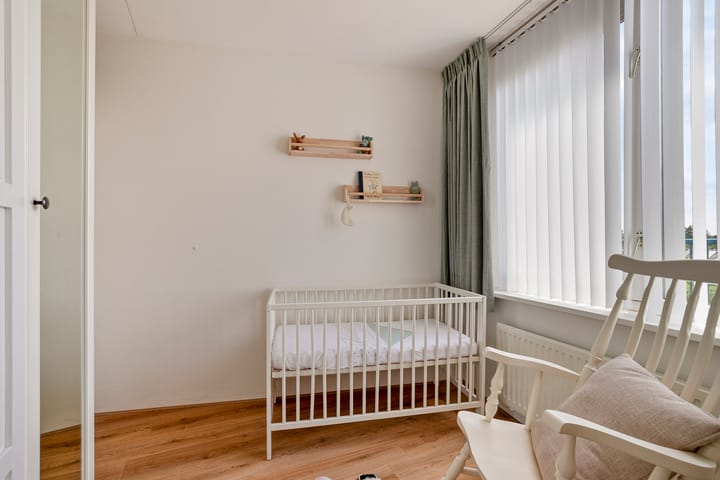 Foto 12 van Aartsbisschop Romerostraat 632