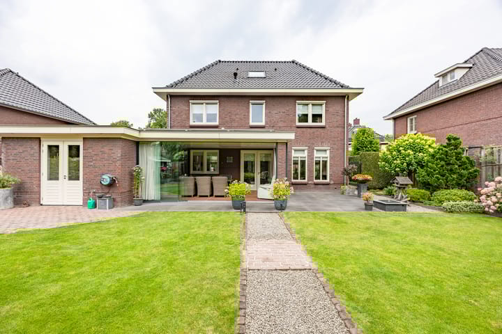 Photo 3 of Velduil 5