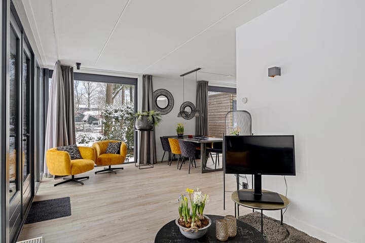 Photo 13 of Amersfoortsestraat 126-B04