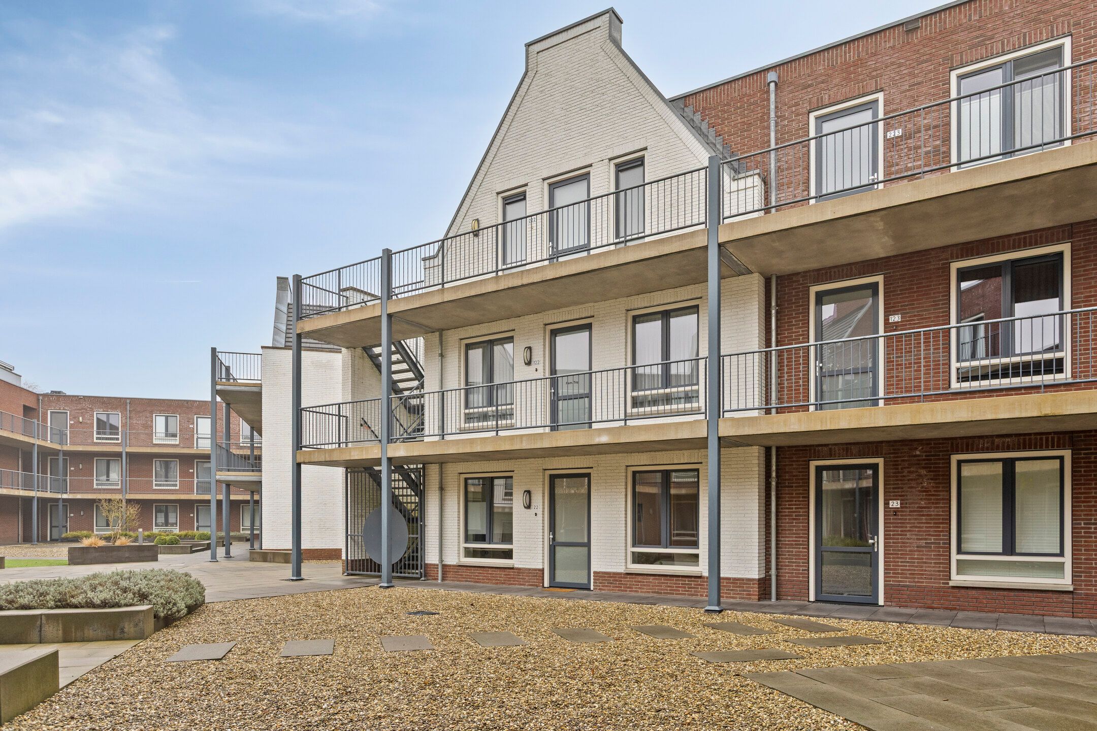 Foto 3 van Ds. Van de Woestijnehof 22