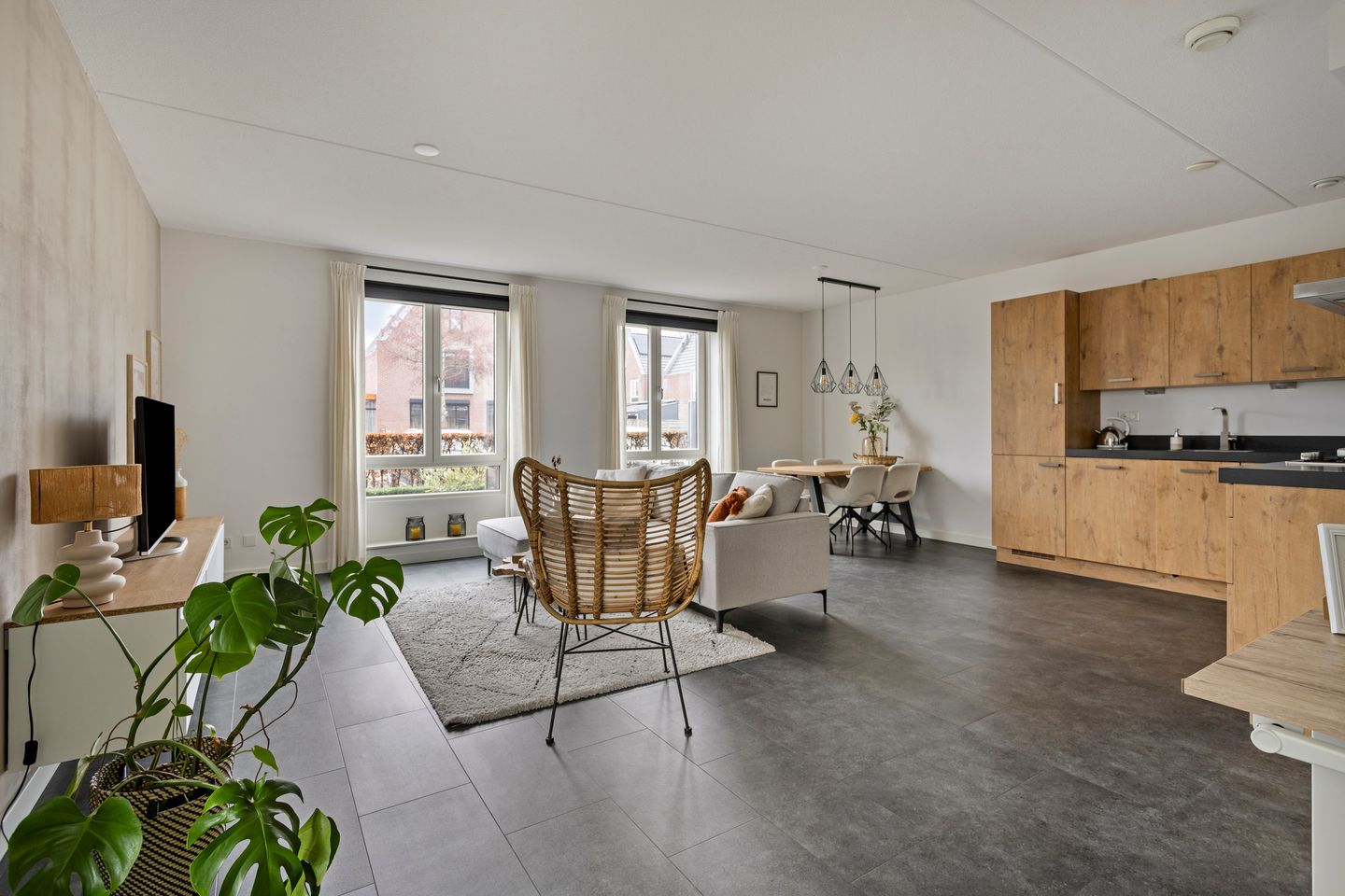 Foto 5 van Ds. Van de Woestijnehof 22