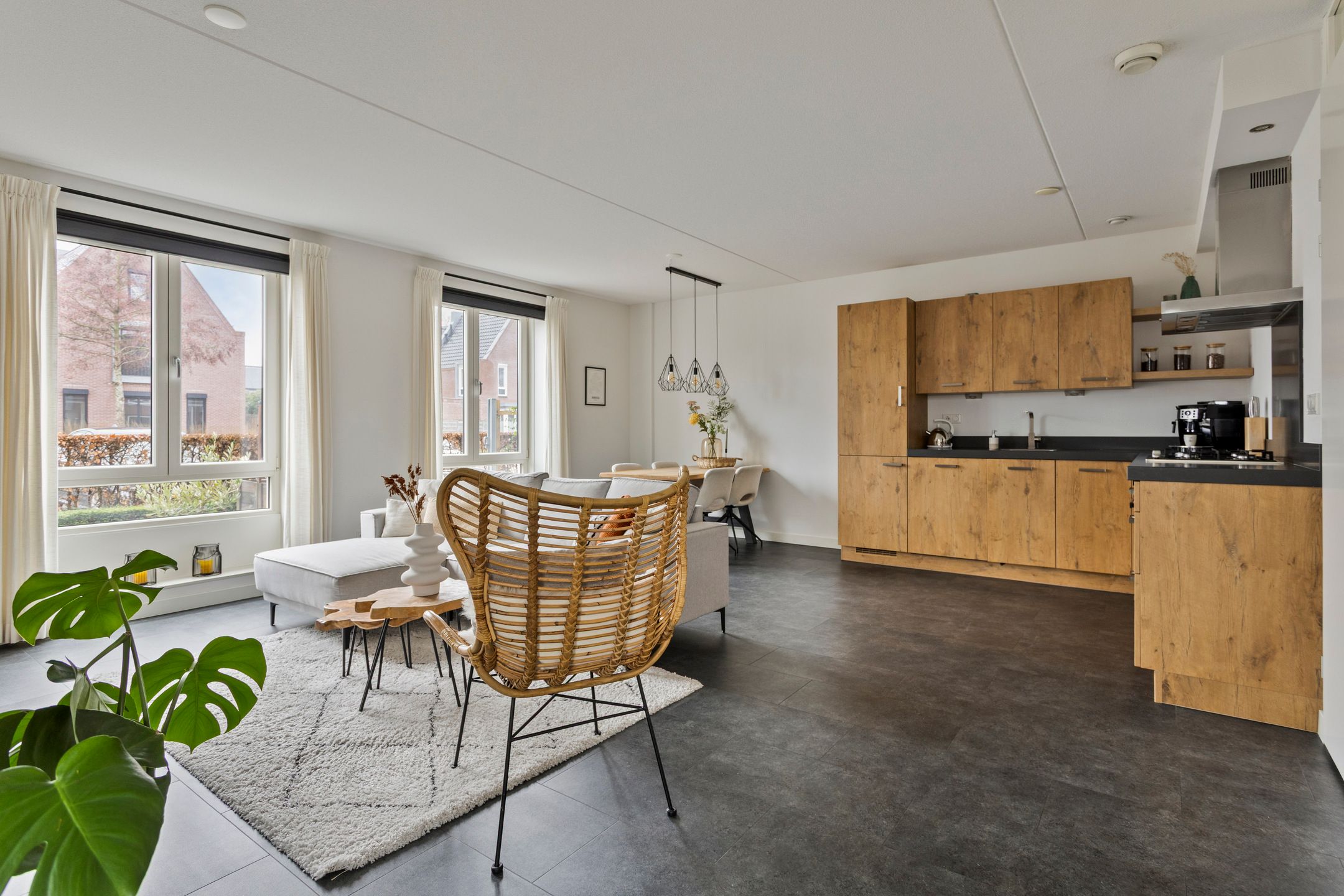 Foto 6 van Ds. Van de Woestijnehof 22