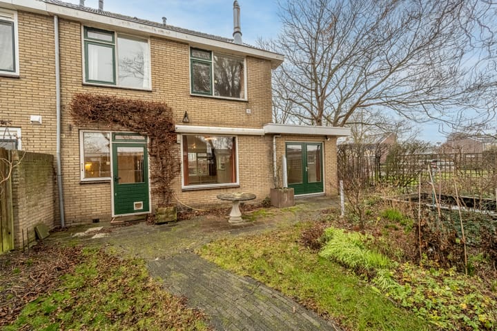 Foto 35 van van Ostadestraat 15