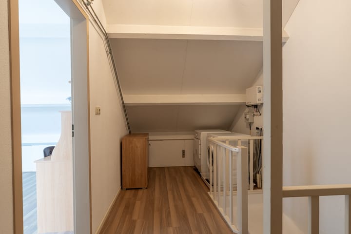 Photo 24 of Beatrixstraat 16