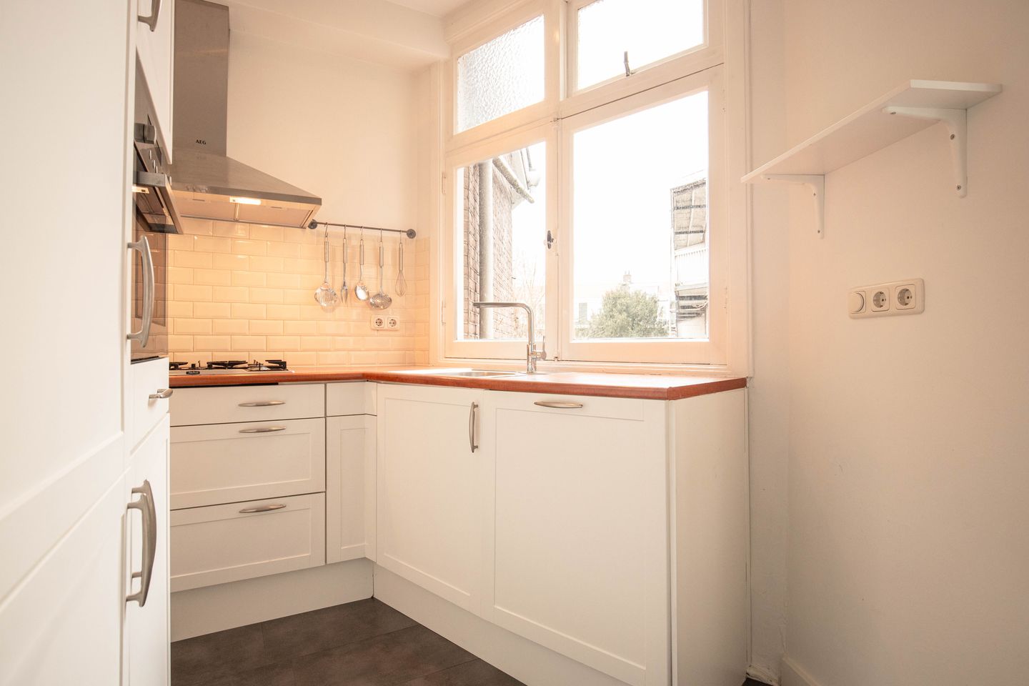 Foto 10 van Woubruggestraat 41-2