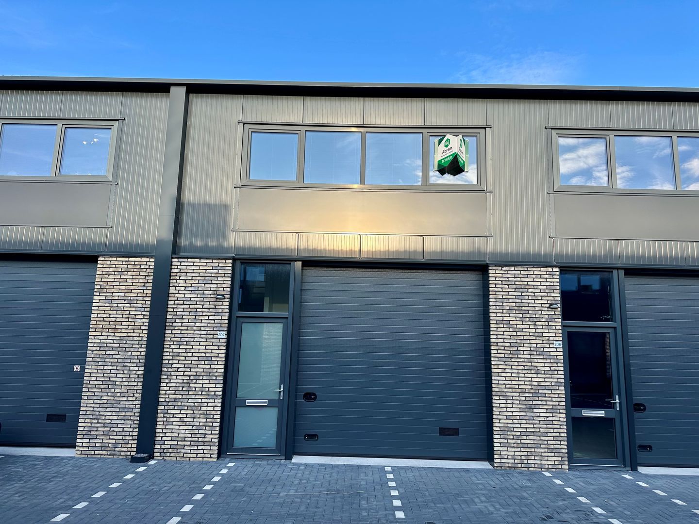 View photo 3 of Dirk Verheulweg 2-D7