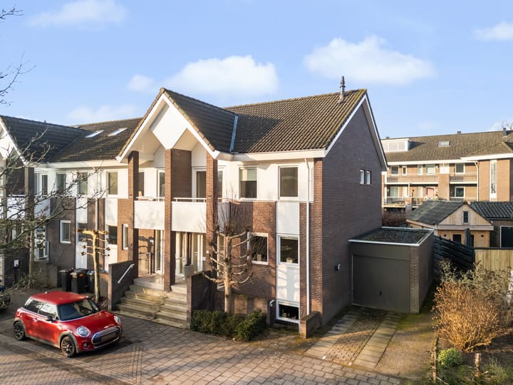 Tuilland 2 main image