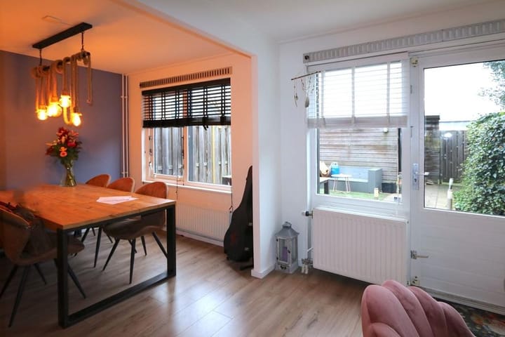 Photo 8 of Joris Ivenslaan 115