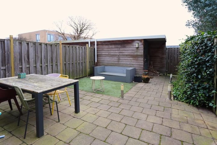 Photo 18 of Joris Ivenslaan 115