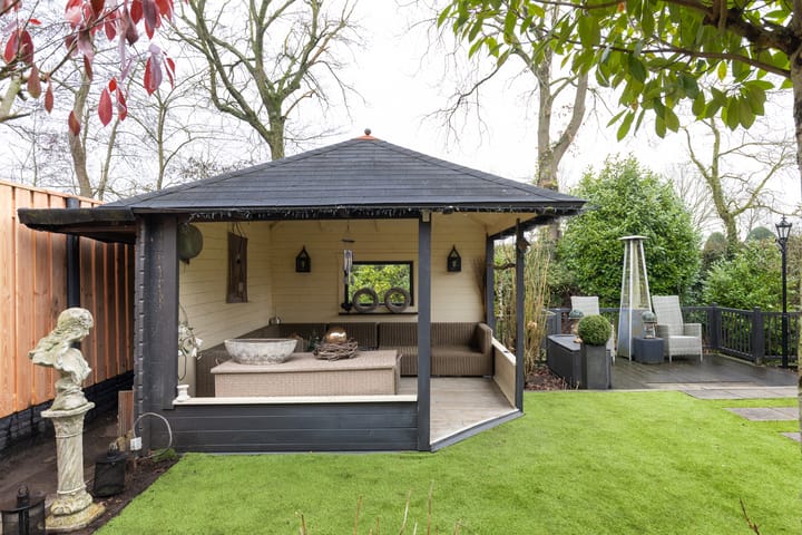 Photo 40 of Havikskruid 10