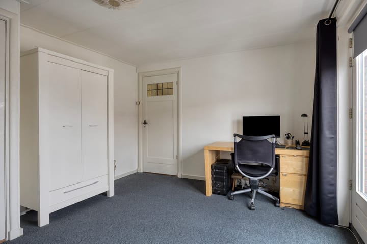 Foto 13 van Ringbaan-Oost 99