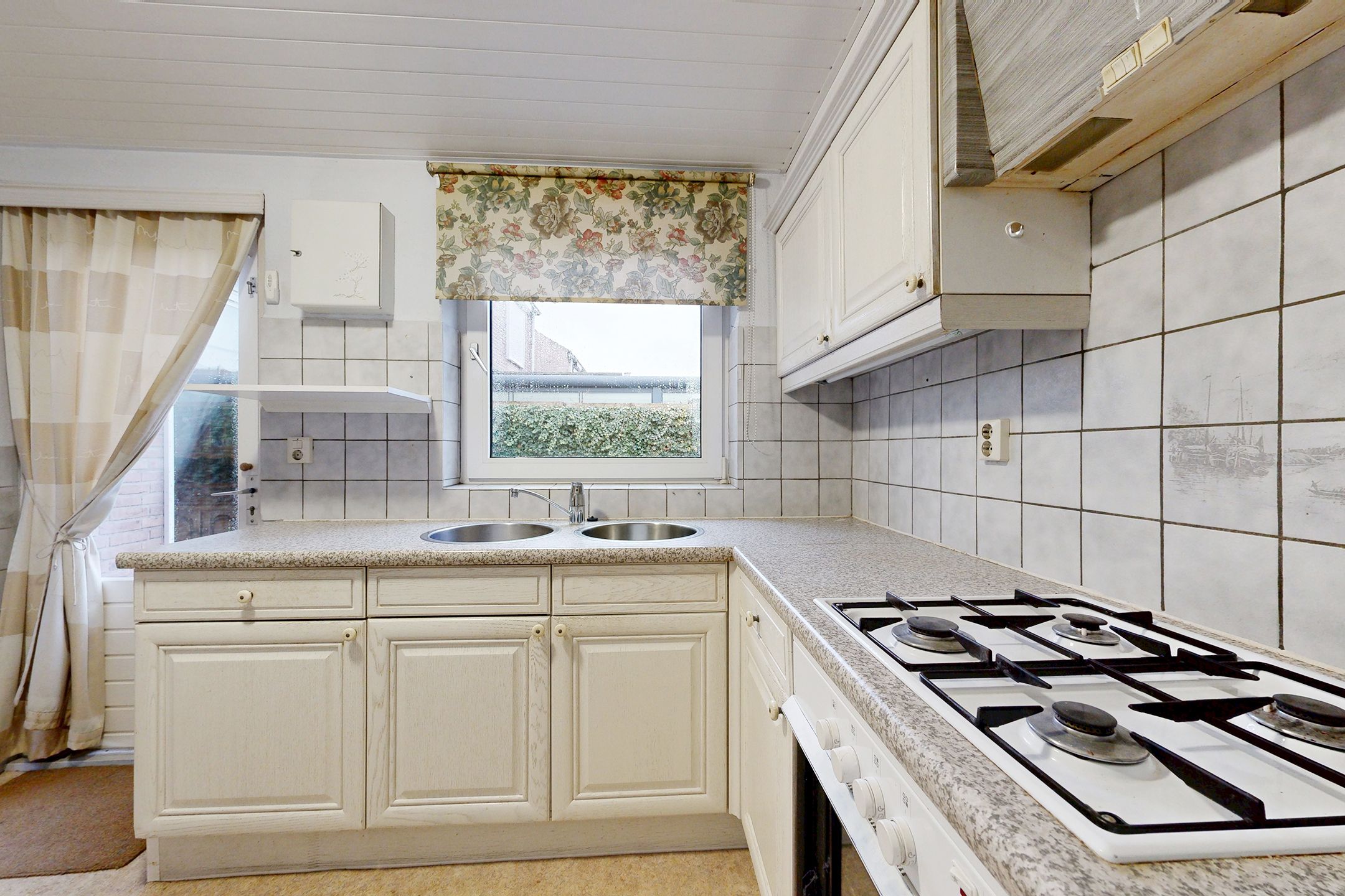 Photo 24 of Vrouwe Jacobstraat 15