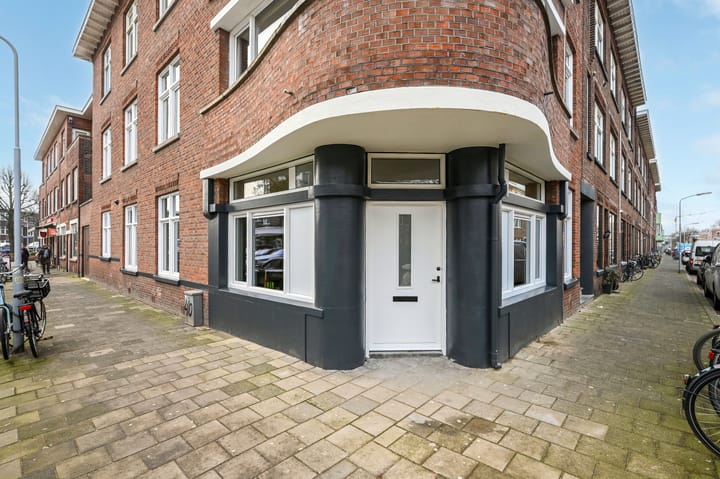 Photo 5 of van Egmondestraat 9