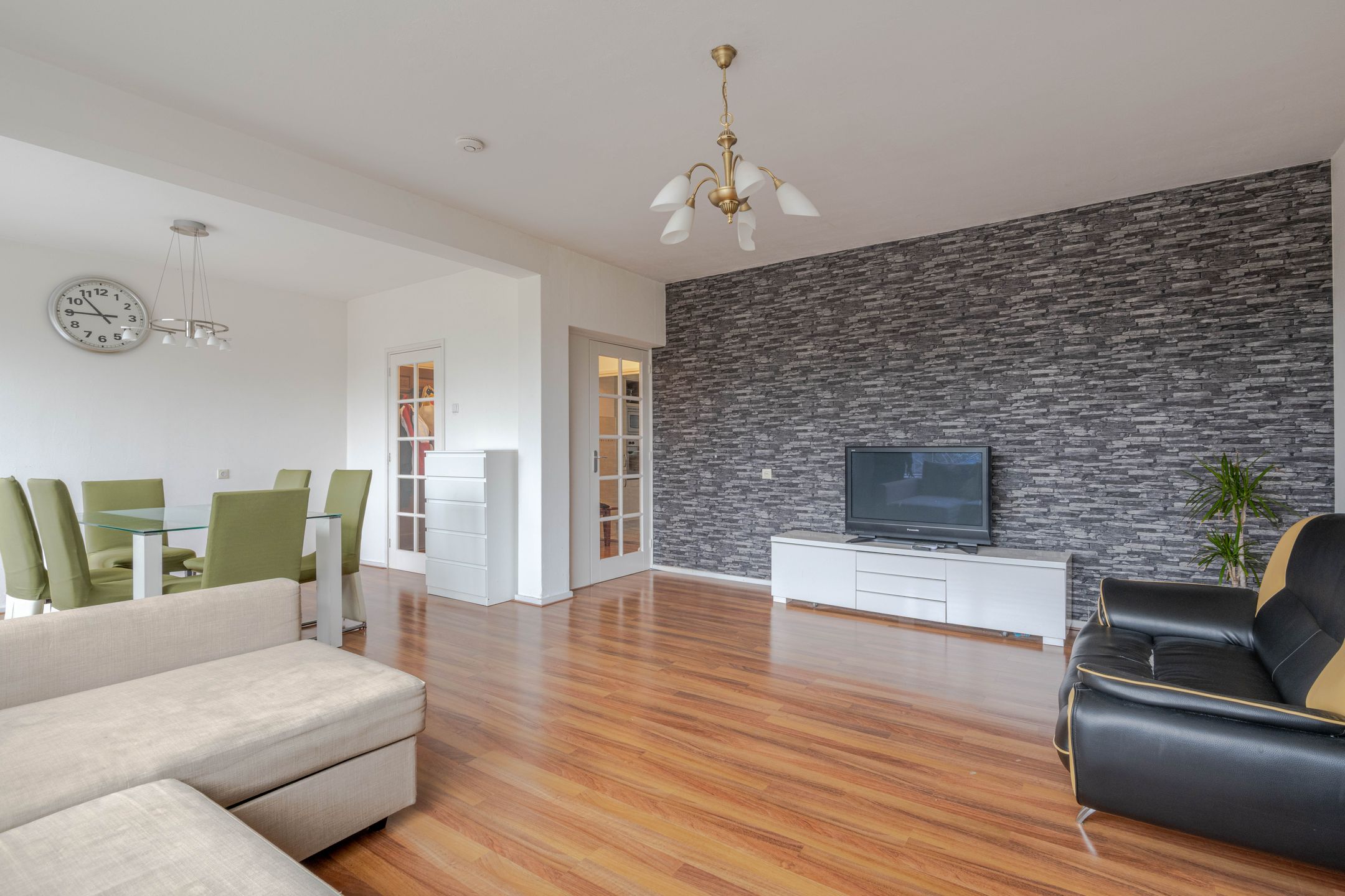 Foto 9 van Stuart Millpad 77