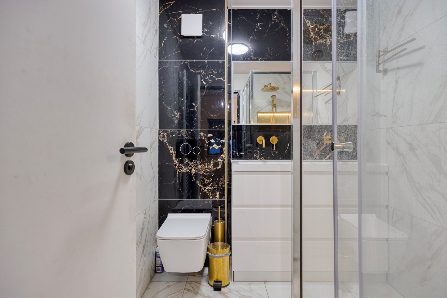 Photo 20 of Kaaistraat 87