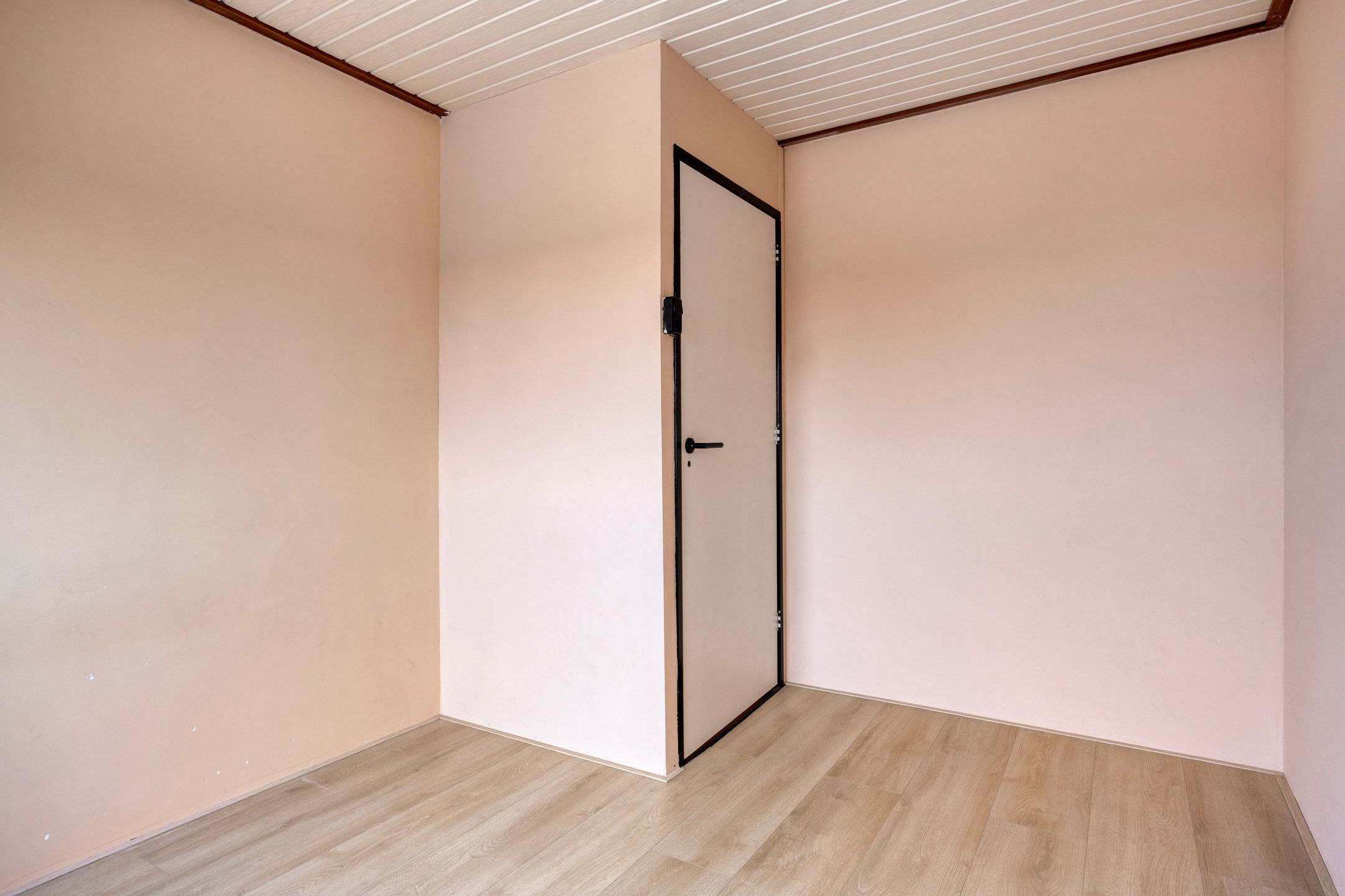 Photo 24 of Kaaistraat 87