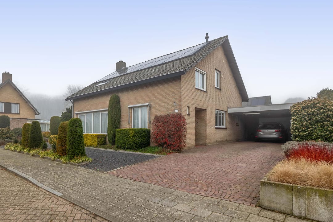 Photo 1 of Schadewijkstraat 28