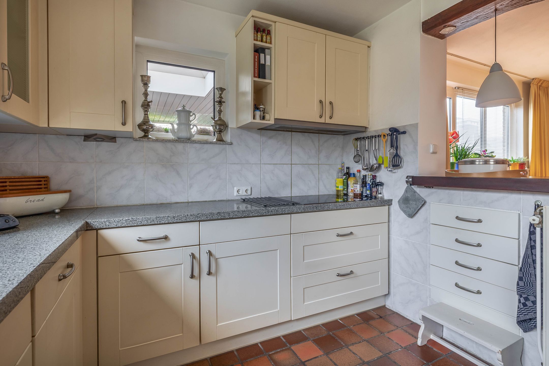 Photo 12 of Schadewijkstraat 28