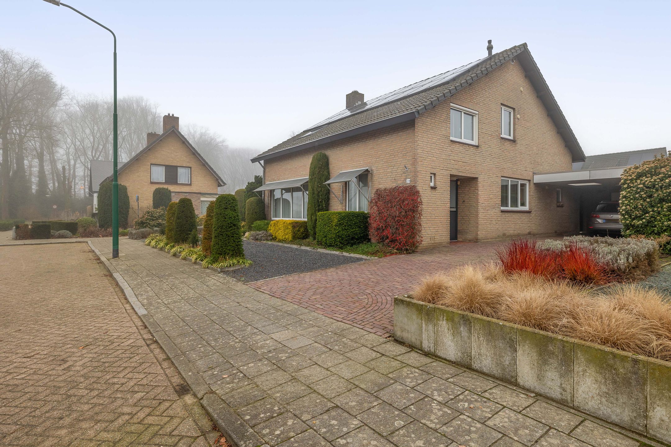 Photo 39 of Schadewijkstraat 28