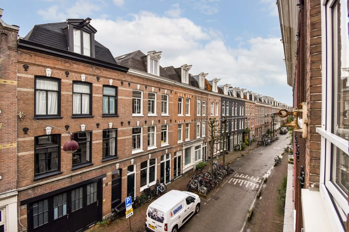 Photo 11 of Govert Flinckstraat 229-2V