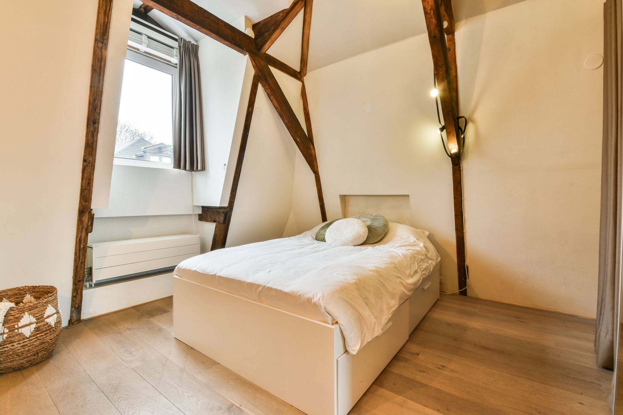 Photo 12 of Govert Flinckstraat 229-2V