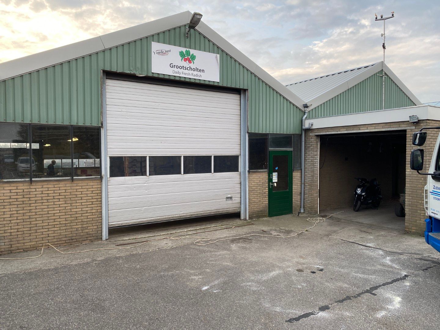 Bekijk foto 5 van Naaldwijkseweg 223