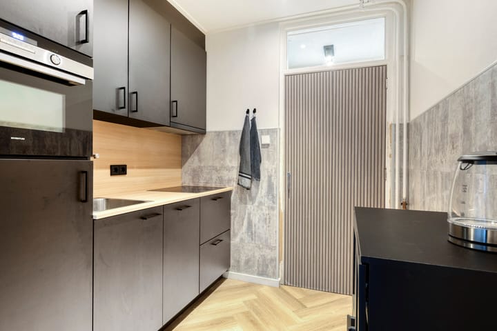 Photo 12 of Fortuinstraat 1-A