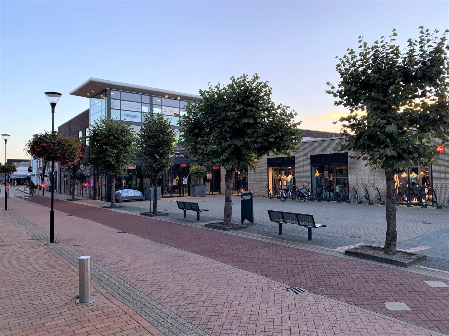 Bekijk foto 2 van De Lindeboom 13