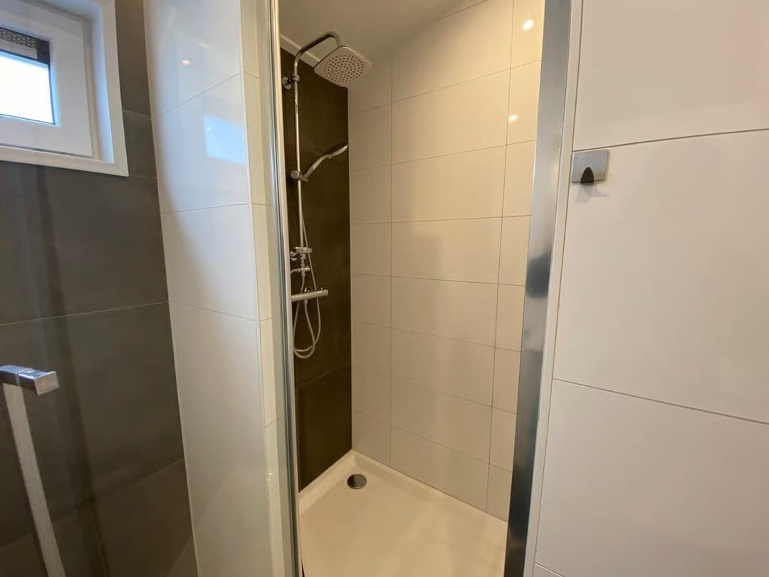 Foto 29 van Den Drul 19-360