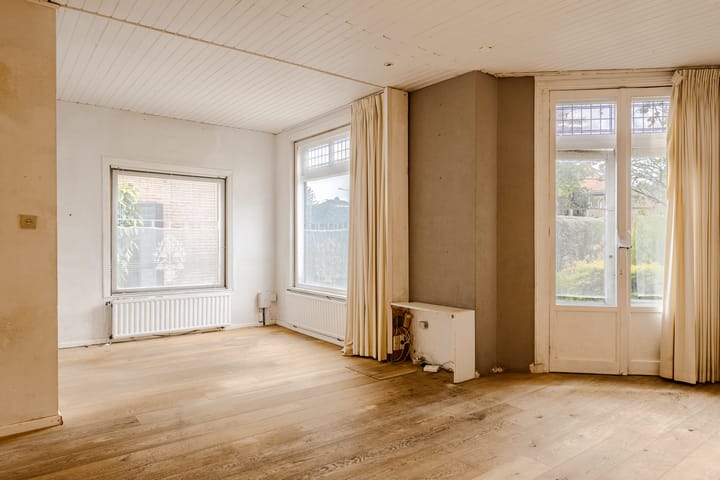 Foto 10 van Bronsteeweg 24